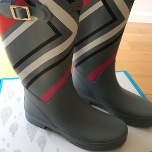 Vera Bradley rain boots